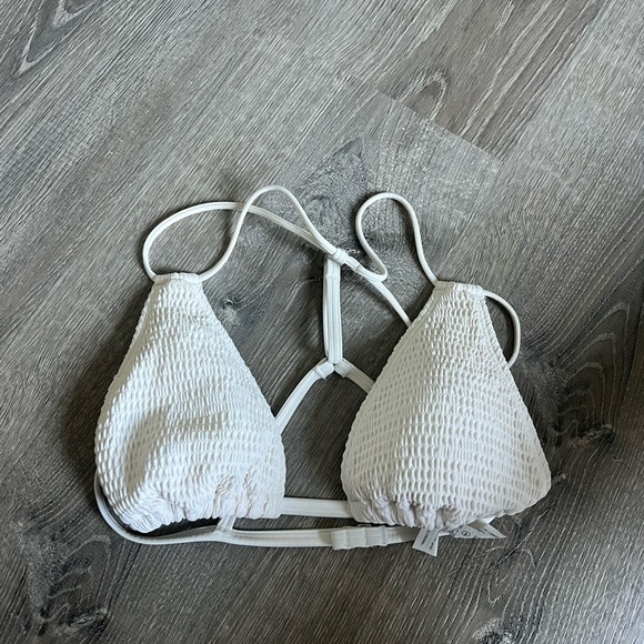 Other - White triangle snapped bikini top